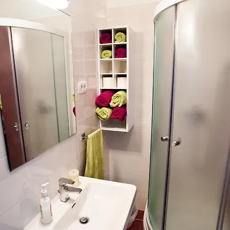 Mari Apartment