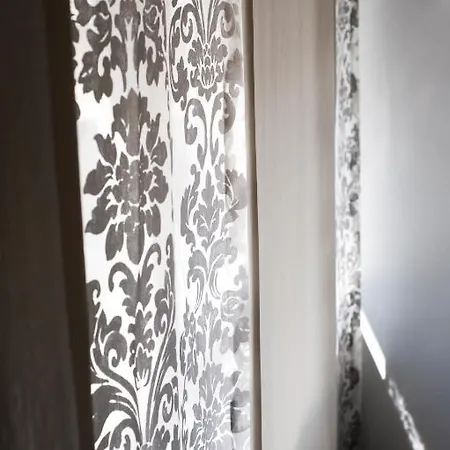 斯普利特马里公寓 公寓 *